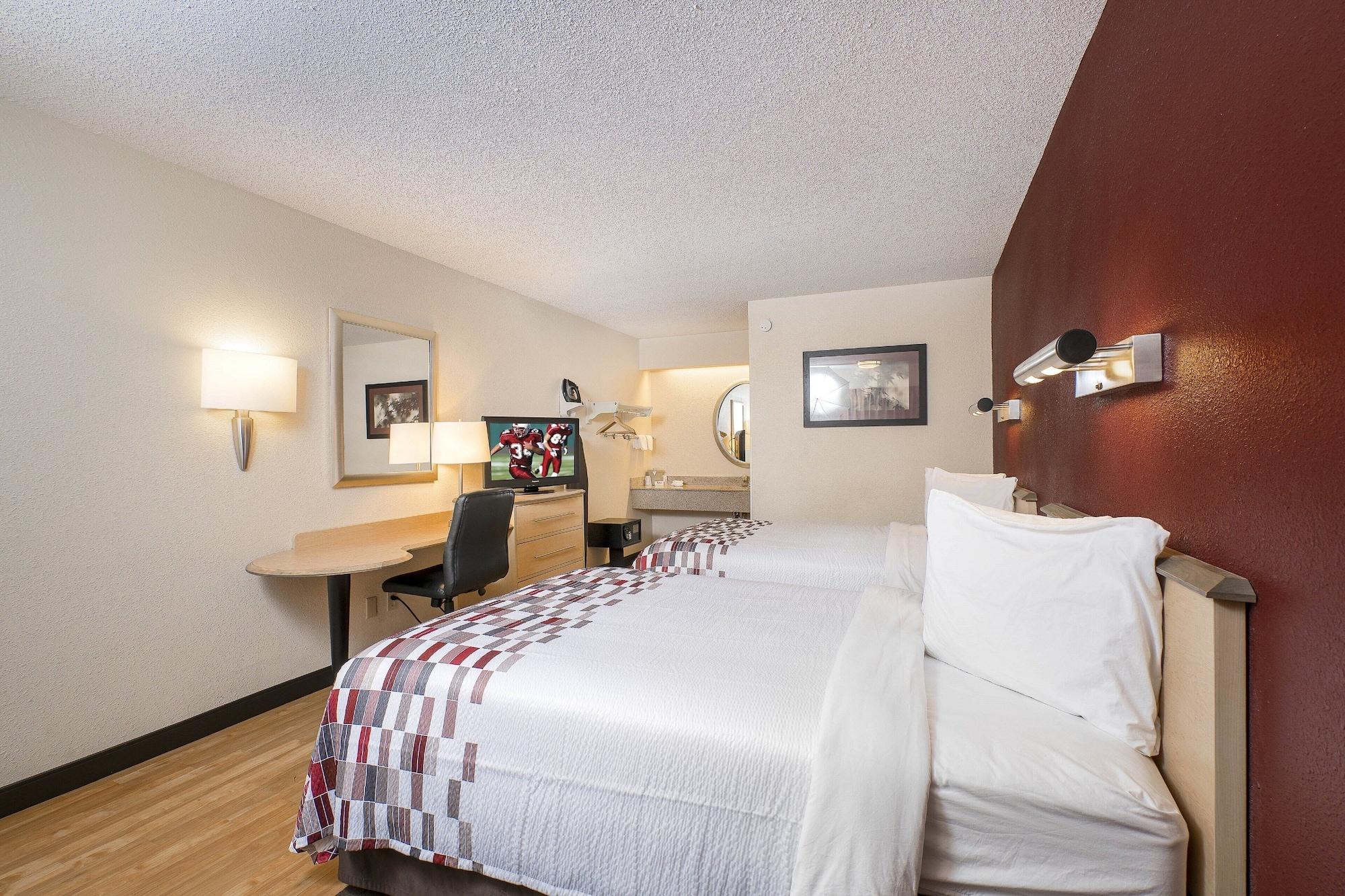 Red Roof Inn Detroit-Rochester Hills/ Auburn Hills Bagian luar foto