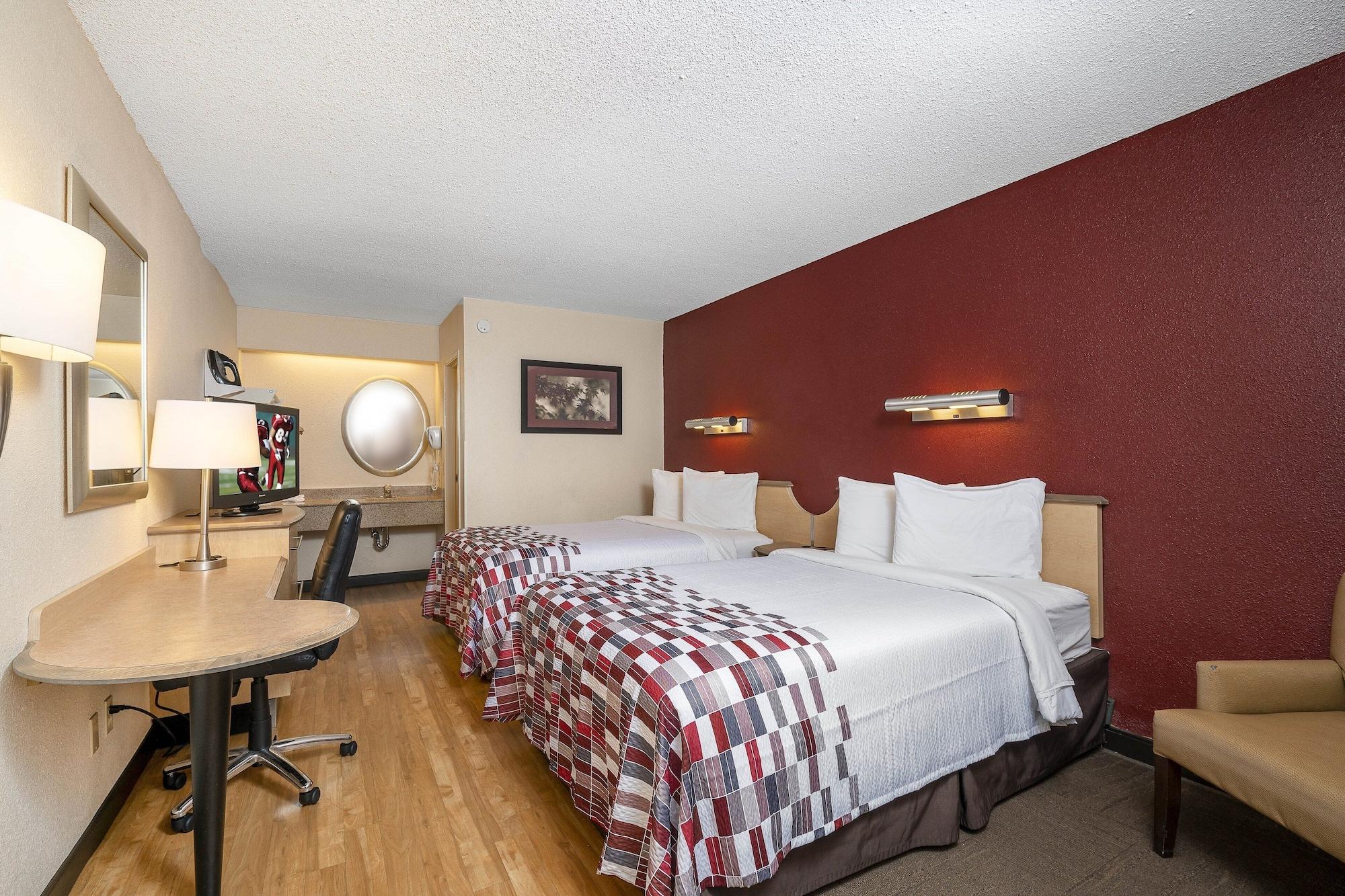 Red Roof Inn Detroit-Rochester Hills/ Auburn Hills Bagian luar foto
