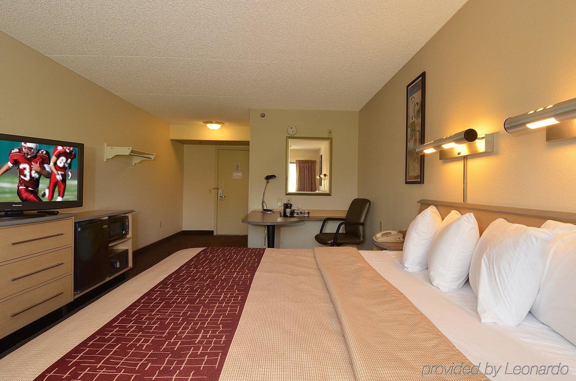 Red Roof Inn Detroit-Rochester Hills/ Auburn Hills Bagian luar foto