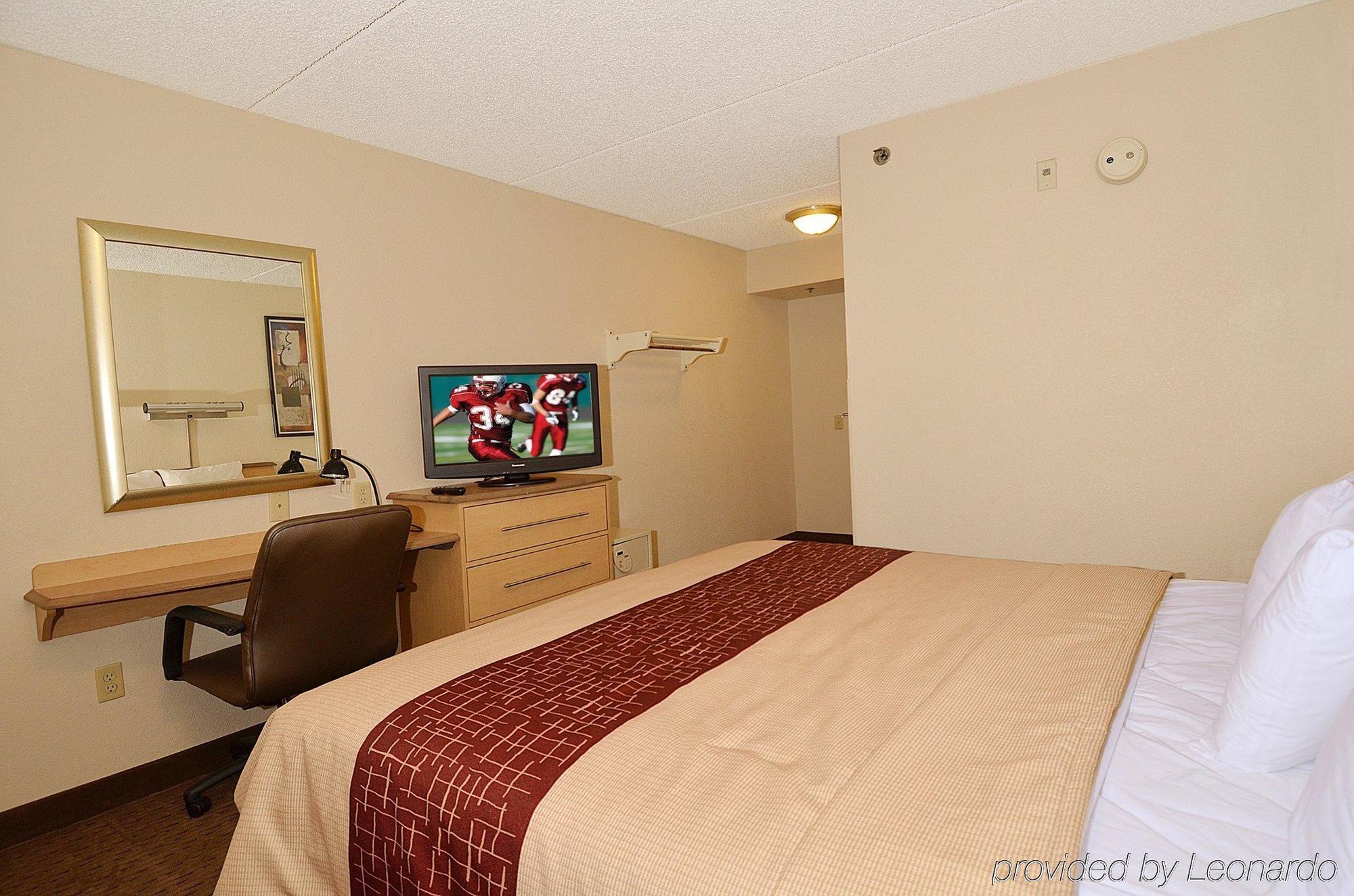 Red Roof Inn Detroit-Rochester Hills/ Auburn Hills Bagian luar foto