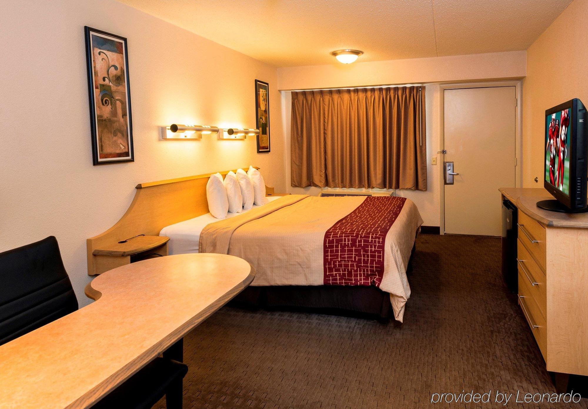 Red Roof Inn Detroit-Rochester Hills/ Auburn Hills Bagian luar foto