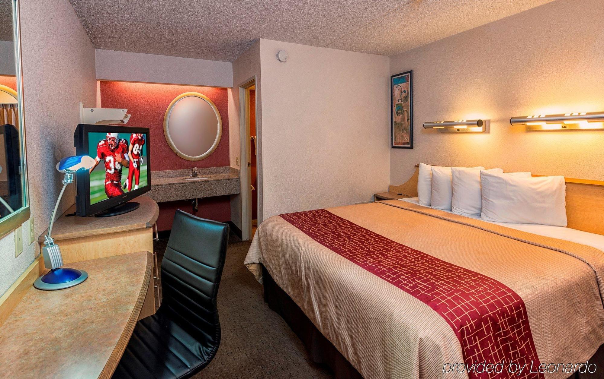 Red Roof Inn Detroit-Rochester Hills/ Auburn Hills Bagian luar foto