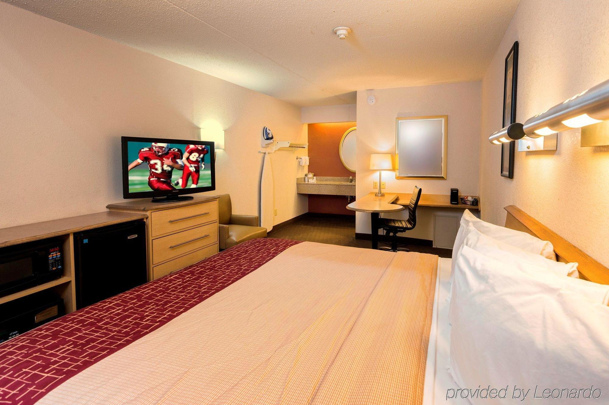 Red Roof Inn Detroit-Rochester Hills/ Auburn Hills Bagian luar foto