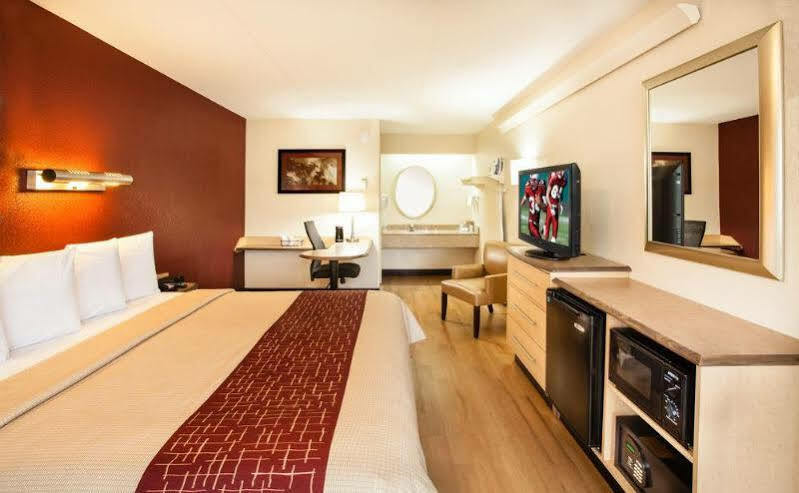 Red Roof Inn Detroit-Rochester Hills/ Auburn Hills Bagian luar foto